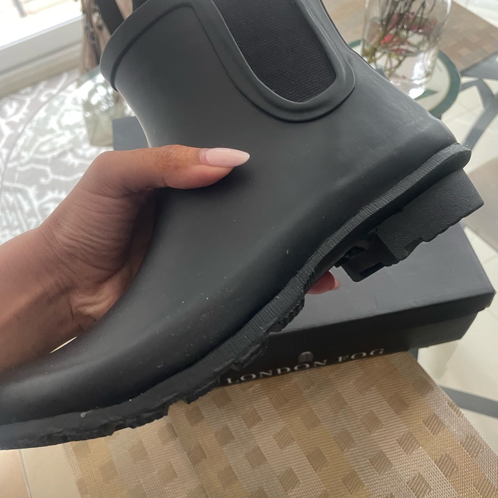 London Fog rain boots